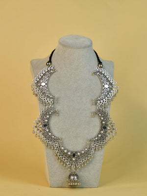 Mayii Handcrafted German Silver Necklace: Flower Petal Pattern - Mayii - Mayii