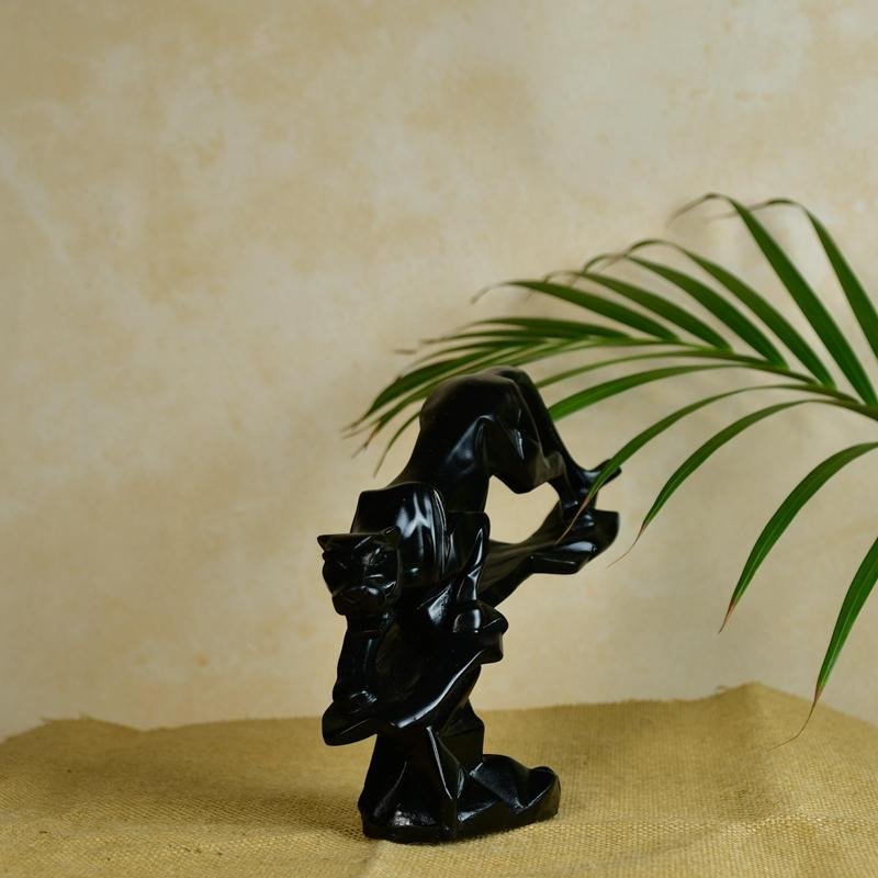 MAYII black panther decorative statue tabletop art piece with sleek glossy finish and modern design