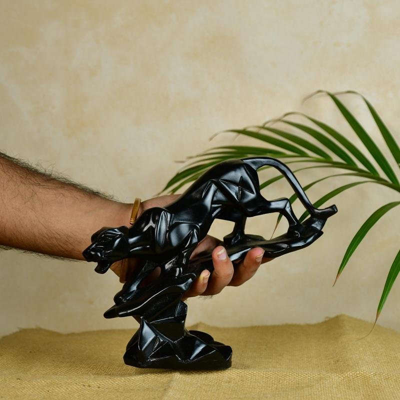 MAYII black panther decorative statue tabletop with geometric design held in hand