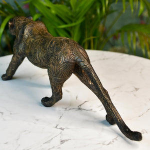 MAYII elegant panther figurine for home with intricate patterns on bronze tabletop decor