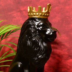MAYII luxury lion showpiece decor with black lion statue and gold crown on red background