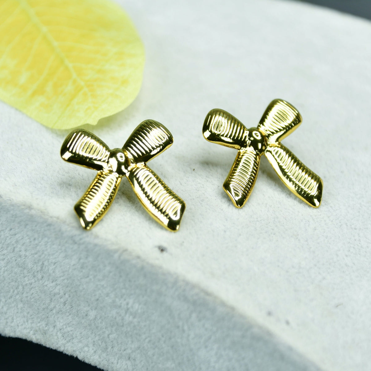 MAYII Floral Stripe Gold Stainless Steel Earrings - One Size - Mayii - Mayii