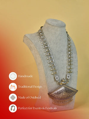 Mayii German Silver Necklace: Triangular Flower Design - Mayii - Mayii