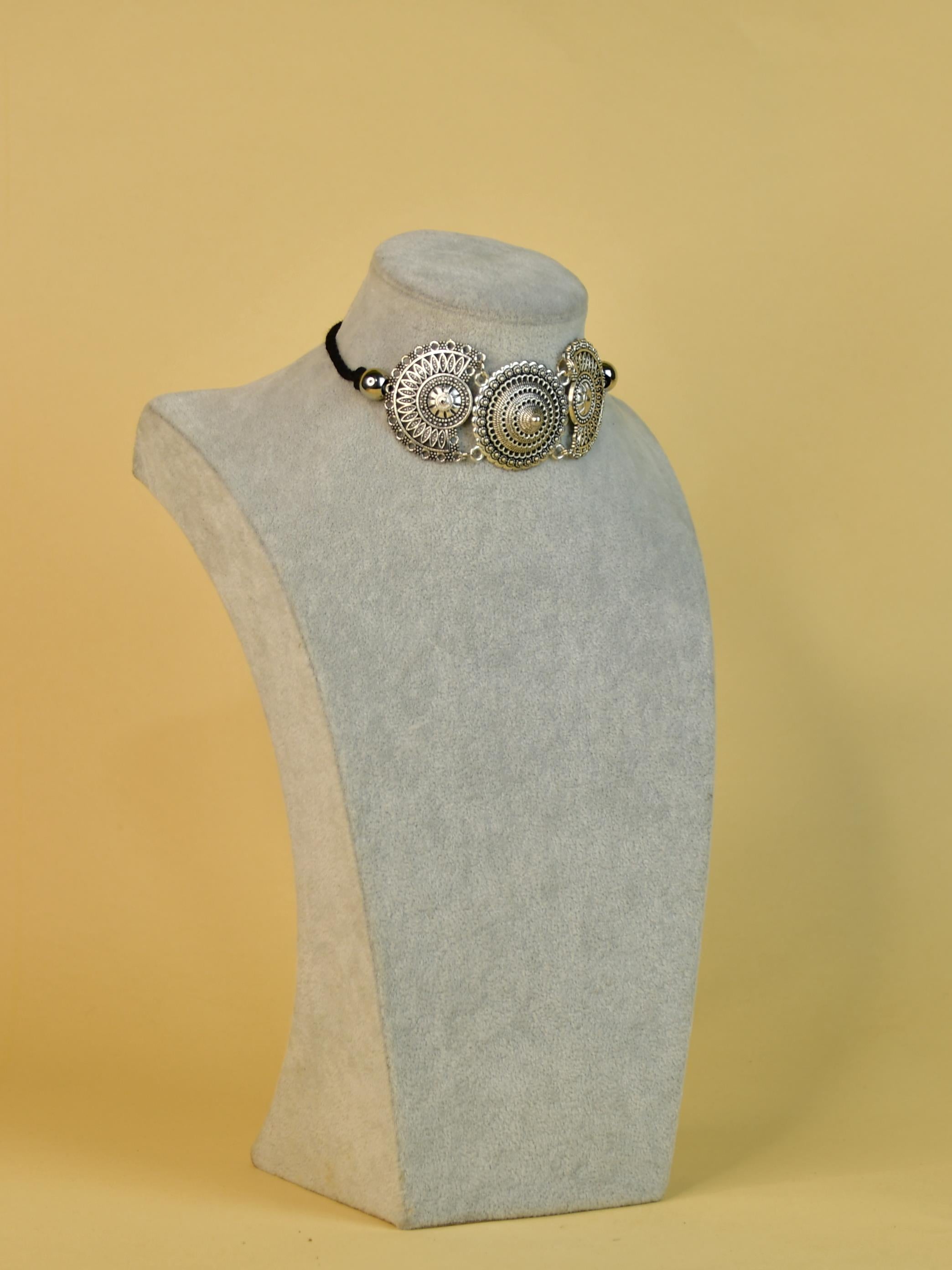 Mayii Handcrafted German Silver Choker: Triple Floral Design - Mayii - Mayii