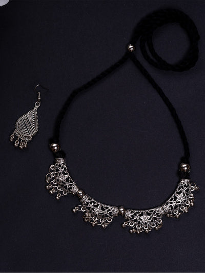 Mayii Handcrafted German Silver Choker with Water Drop Earrings