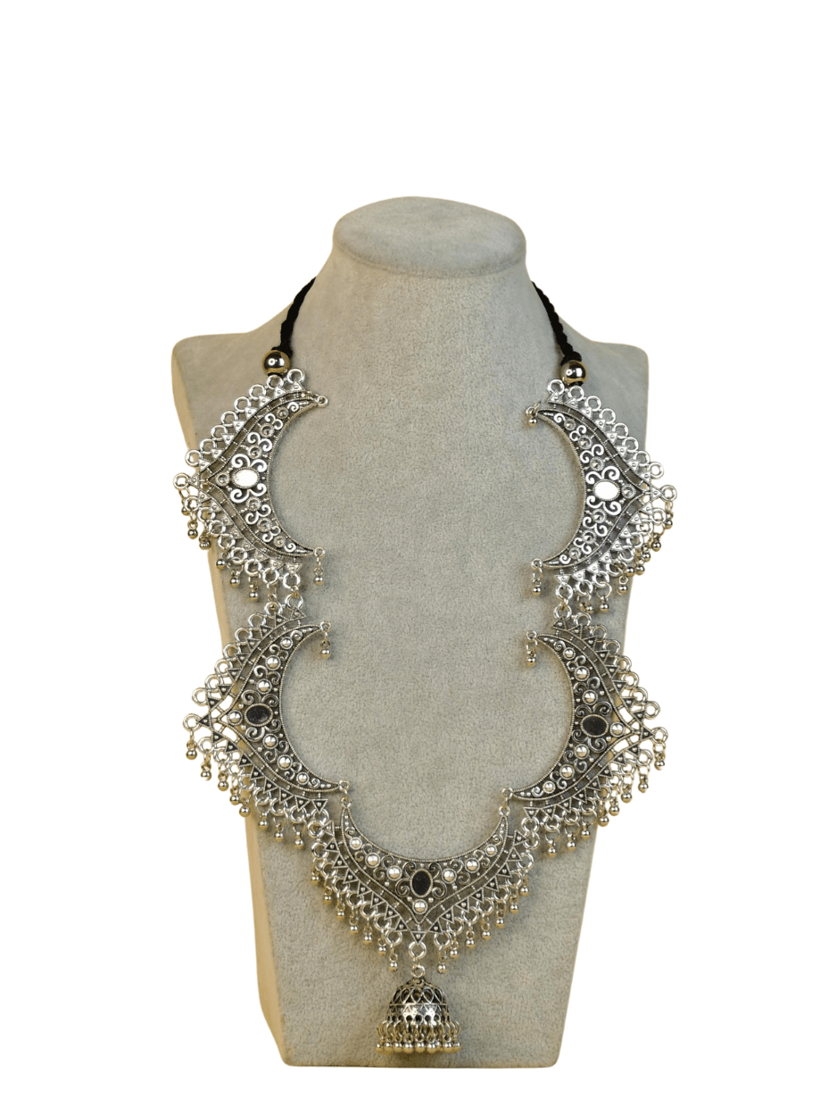 Mayii Handcrafted German Silver Necklace: Flower Petal Pattern - Mayii - Mayii