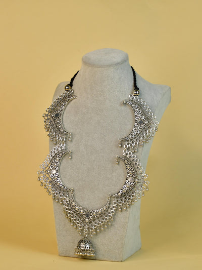 Mayii Handcrafted German Silver Necklace: Flower Petal Pattern