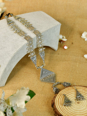 Mayii Handcrafted German Silver Rhombus Pendant with Dzi Beads - Mayii - Mayii
