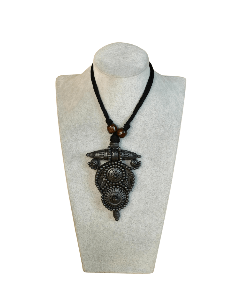 Mayii Handcrafted Terracotta Pendant: Petaled Ovoid Design - Mayii - Mayii