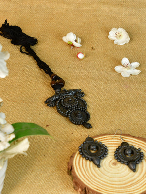 Mayii Handcrafted Terracotta Pendant: Petaled Ovoid Design - Mayii - Mayii