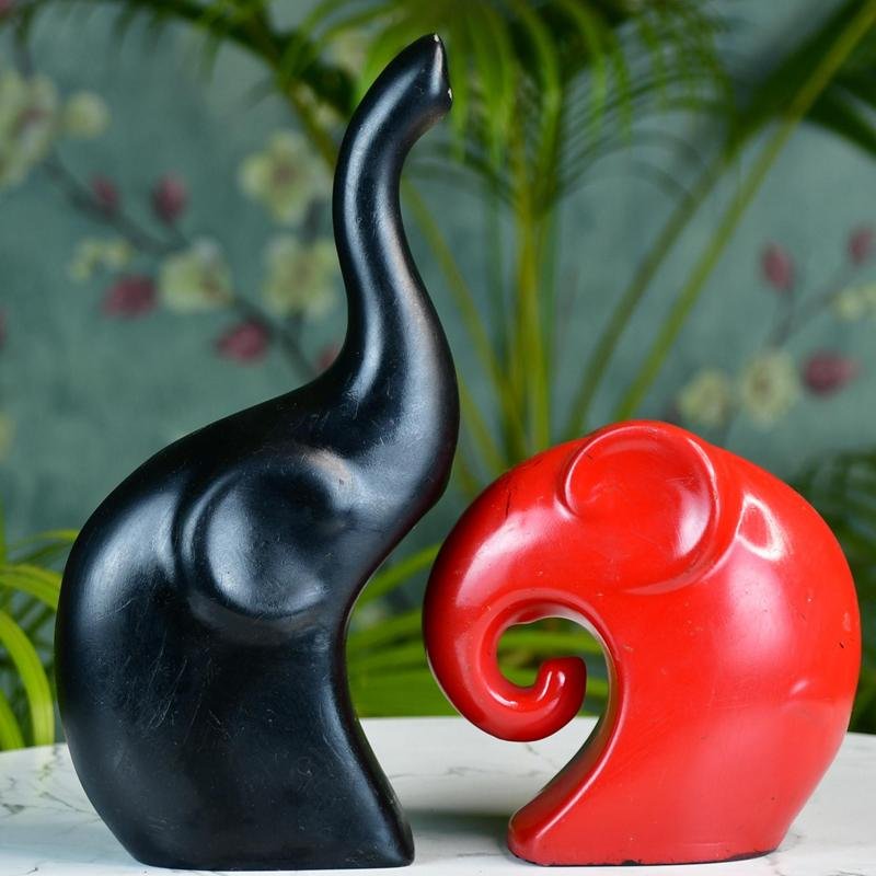 MAYII modern elephant decor set with black and red tabletop elephant sculptures