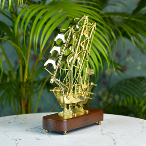 MAYII nautical brass ship sculpture tabletop decor with wooden base and detailed sails